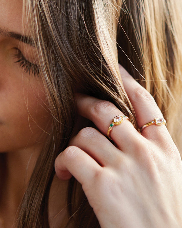 Jolie Gold Ring Rings V by Laura Vann