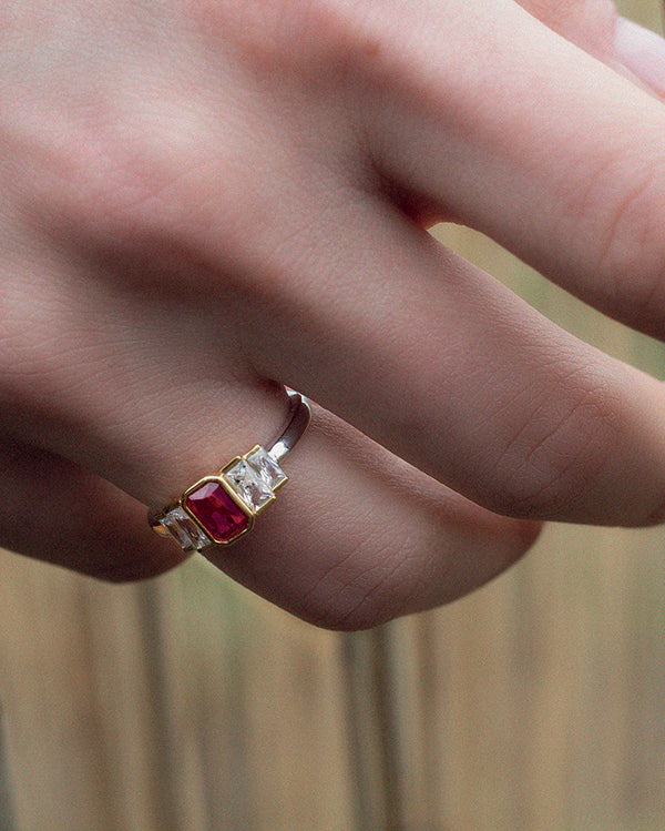 Isla Red Ring Rings V by Laura Vann