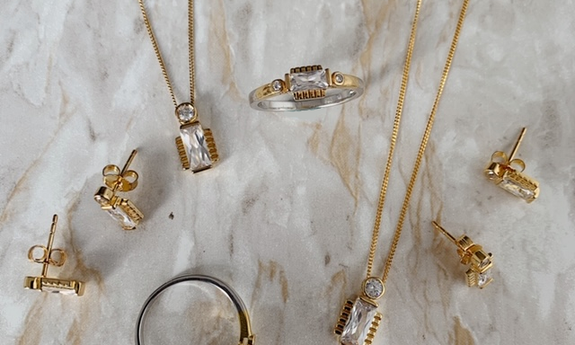 Top Tips For Cleaning Your Jewellery | V By Laura Vann
