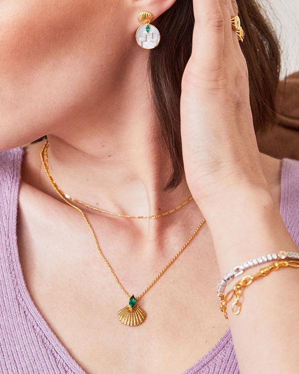 Pamela Shell Necklace on Rope Chain