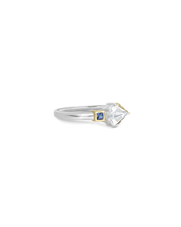 Thea Ring