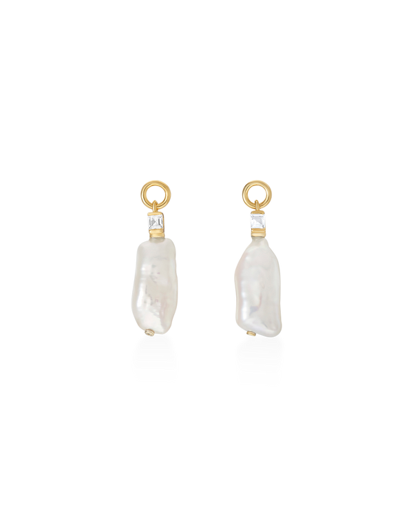 Emily Pearl Earrings