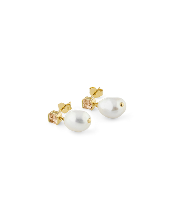 Bella Pearl Earrings