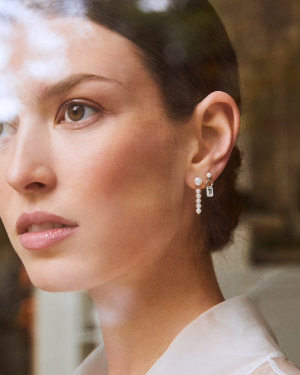 Kerry Pearl Earrings