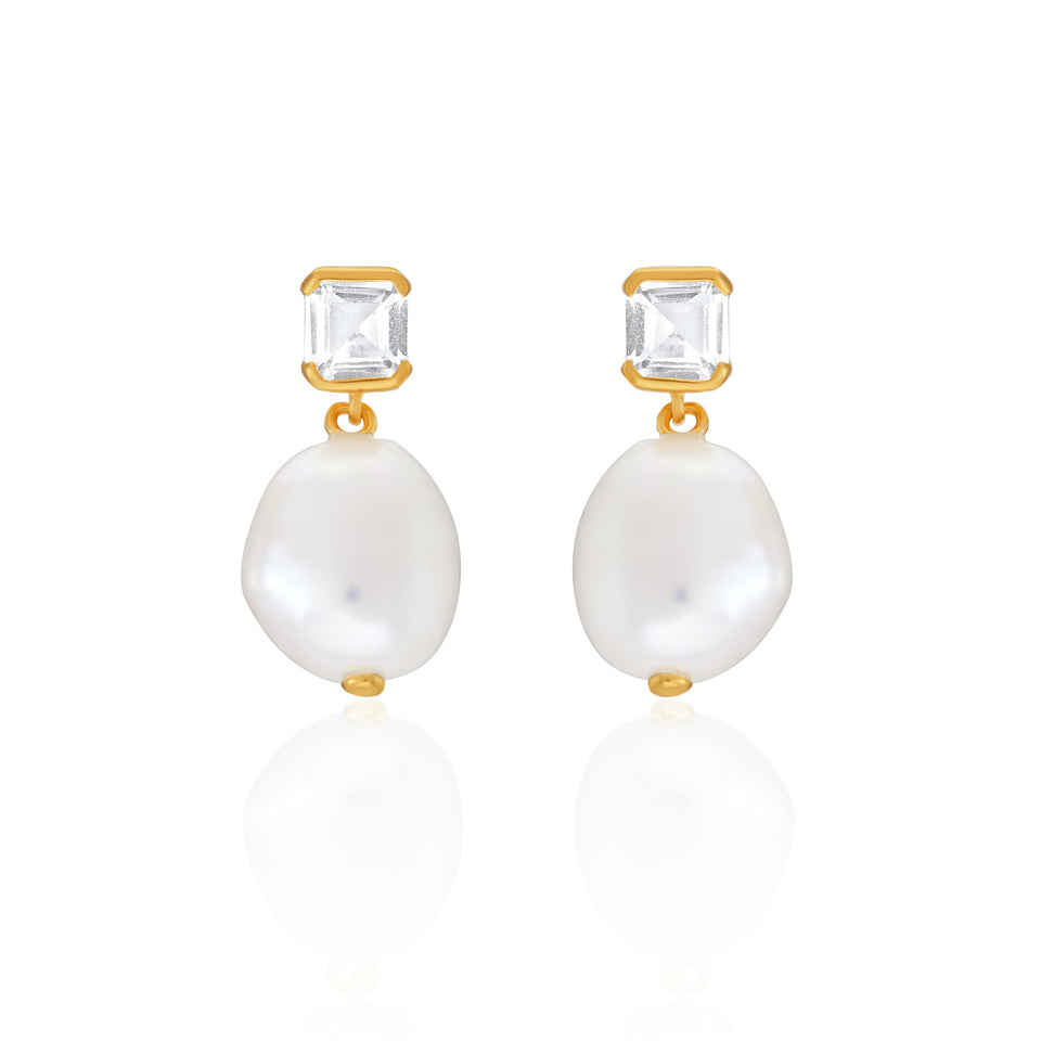 Bella Pearl Earrings