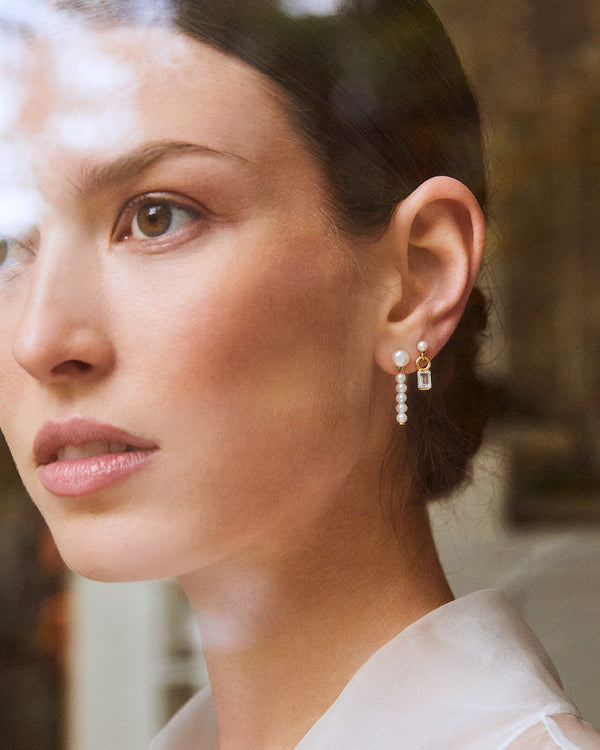 Elena Pearl Earrings