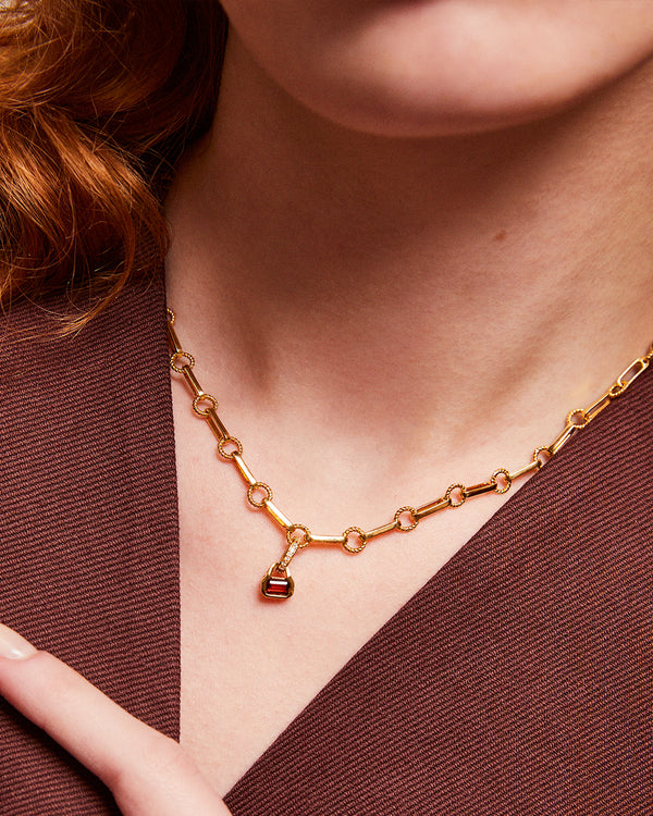 Twisted Link Vintage Charm Necklace