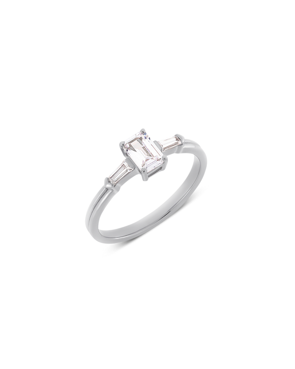 Illusion bullet & emerald cut diamond ring in white gold