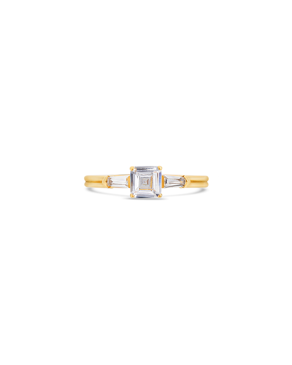 Illusion bullet & asscher cut diamond ring in yellow gold