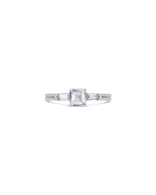 Illusion bullet & asscher cut diamond ring in white gold