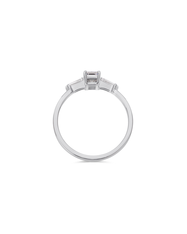 Illusion bullet & asscher cut diamond ring in white gold