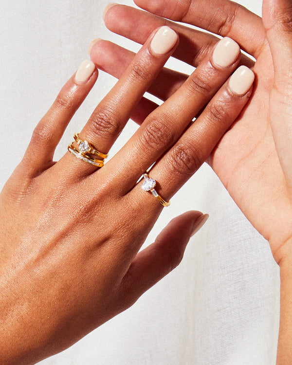 Deco brilliant cut solitaire diamond ring in yellow gold