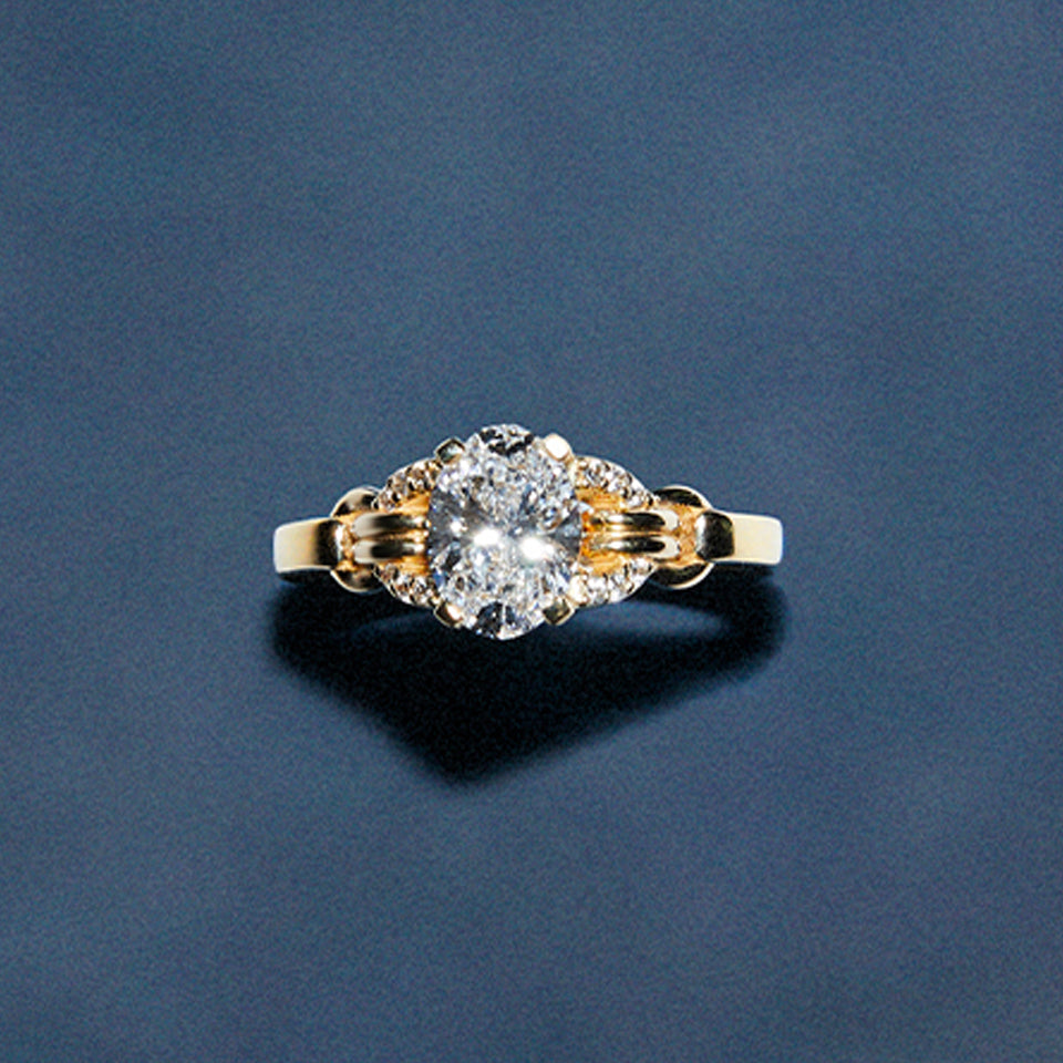 Signature Oval Cut Buckle Ring