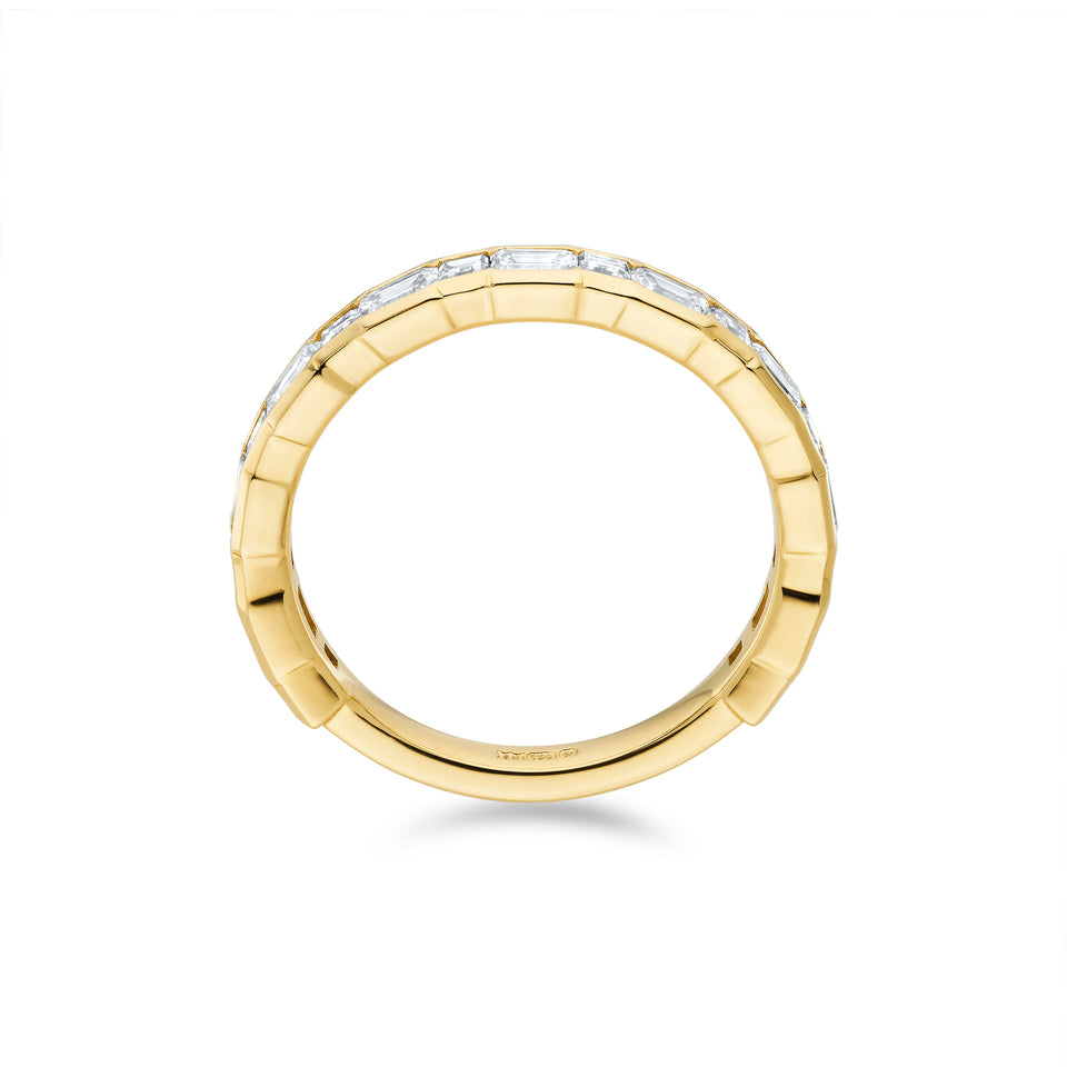 Emerald Cut and Carré Cut Blended Band