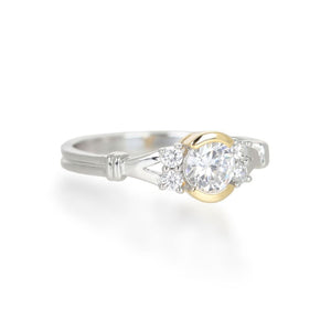 Luna Ring
