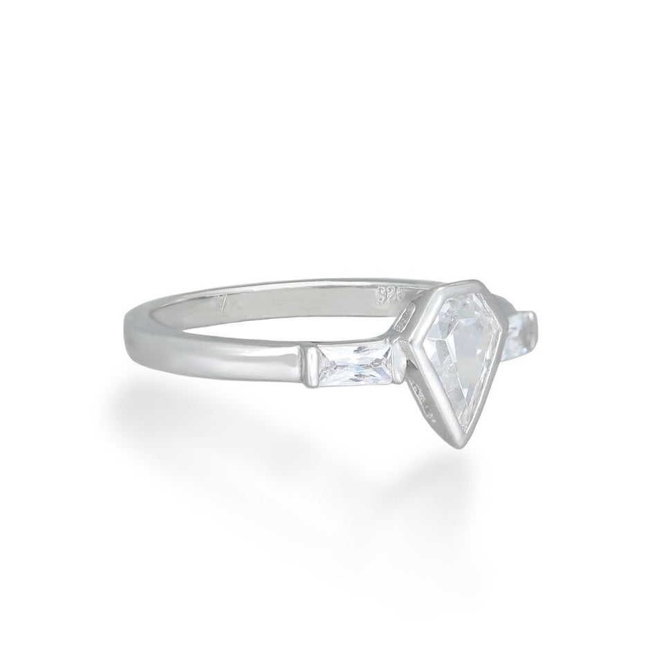 Sansa Silver Ring Rings V by Laura Vann