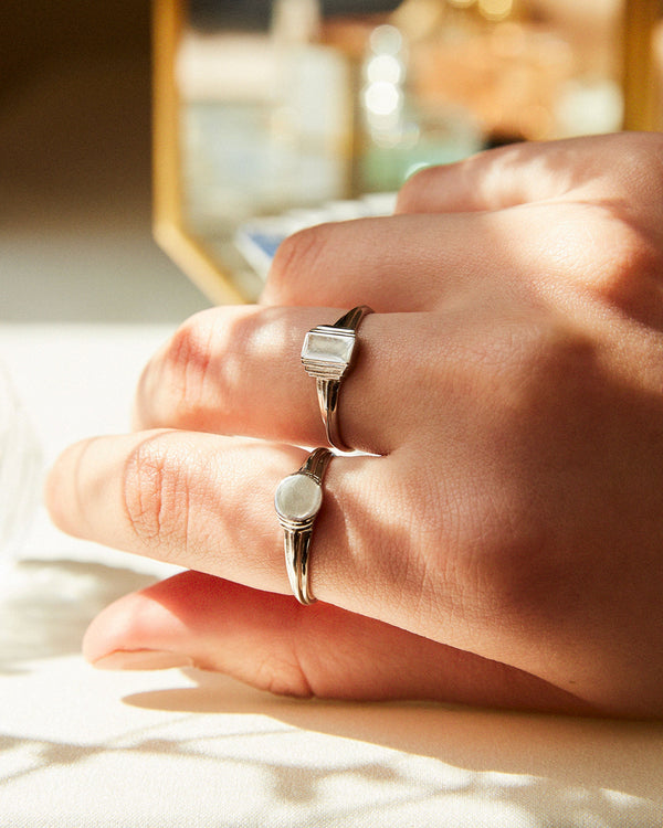 Molly Signet Ring
