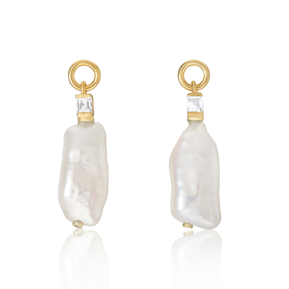 Emily Pearl Earrings