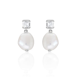 Bella Pearl Earrings