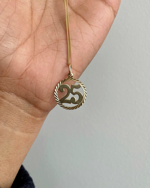 VINTAGE 9CT YELLOW GOLD 25 PENDANT