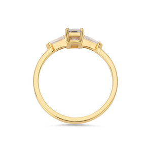 Illusion bullet & asscher cut diamond ring in yellow gold