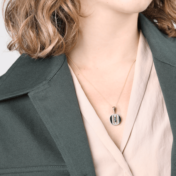 Daphne Circle Necklace