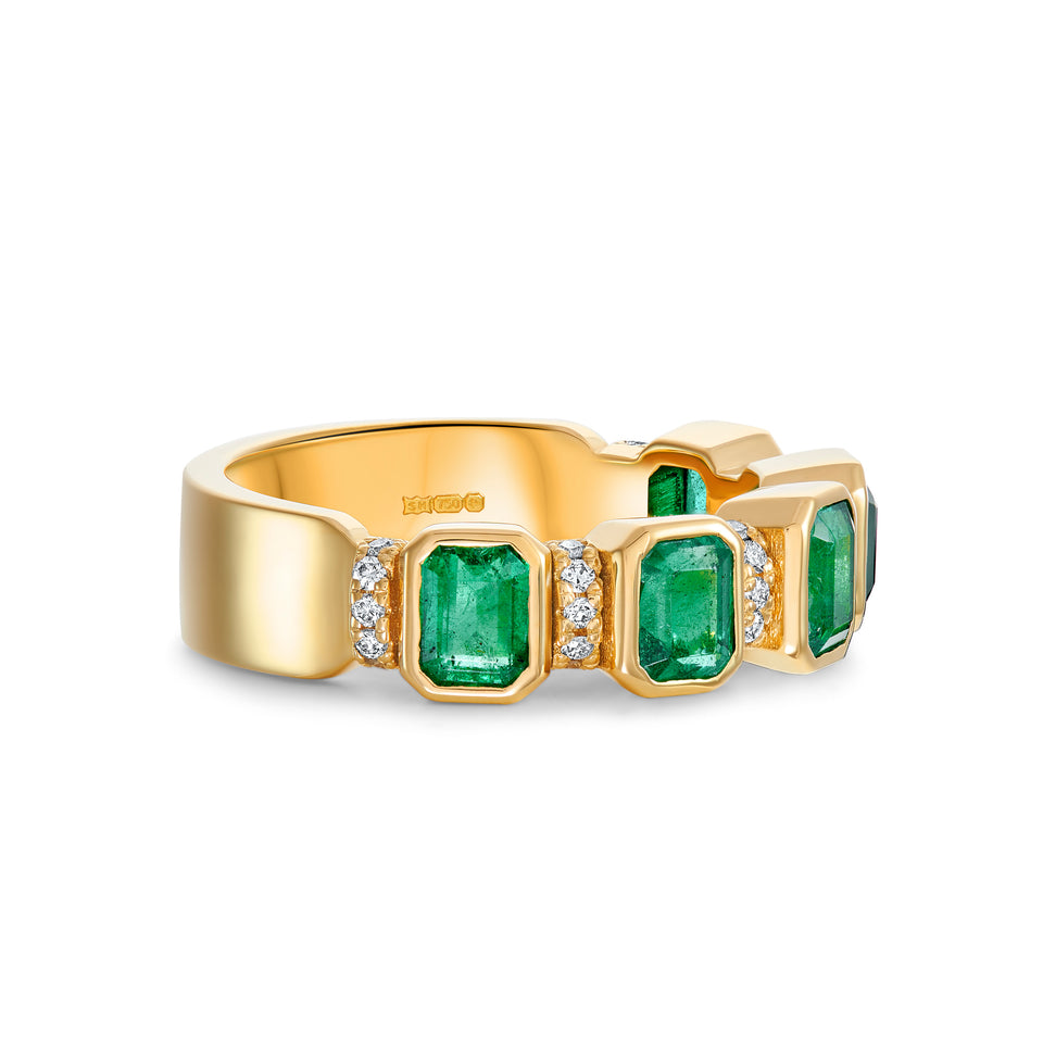 Sarah Lysander's Ring