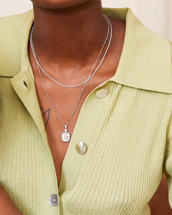 Rhodium plated Twisted Rope chain