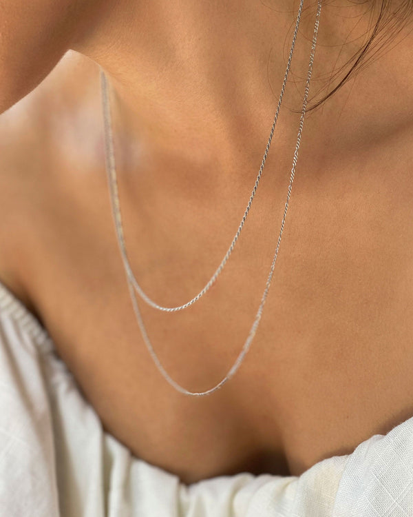 Rhodium plated Twisted Rope chain